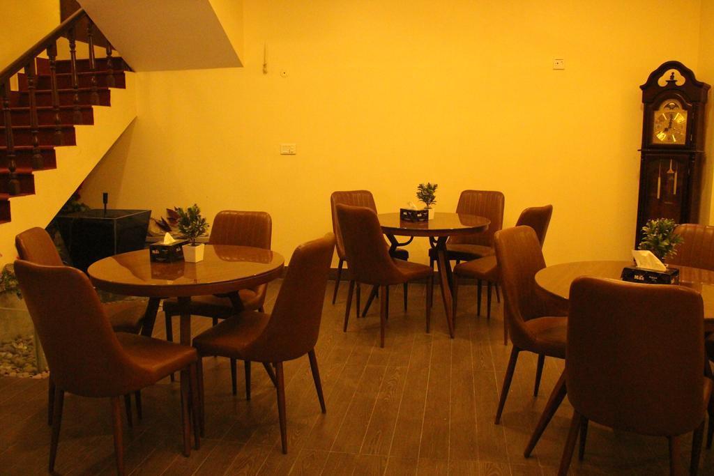 Luxury Inn Karachi Exterior photo