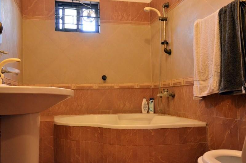 Luxury Inn Karachi Exterior photo